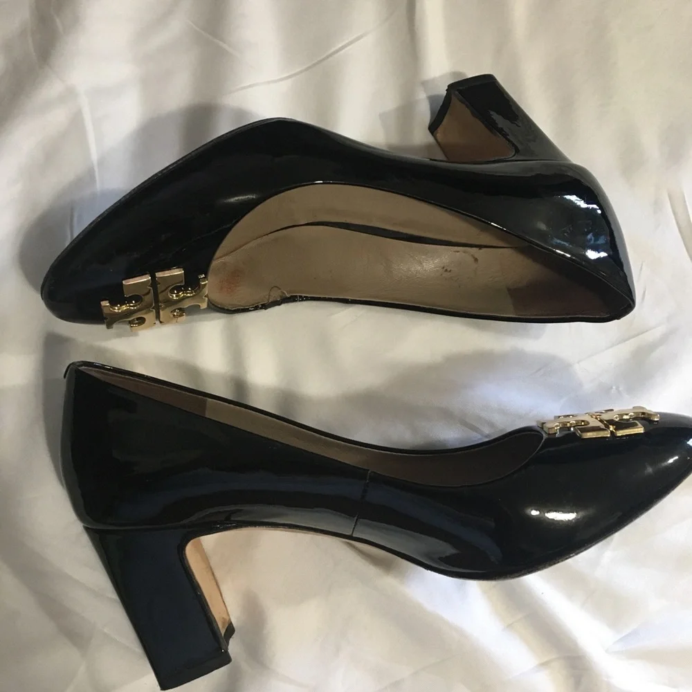 Tory Burch Black Heels with Gold Accent - Picture 4 of 8